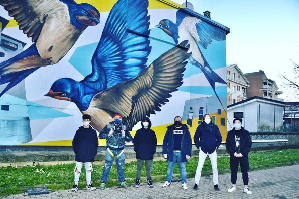 murales di Nichelino con le rondini