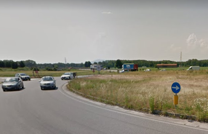 Incidente a Vinovo: alla rotonda dell'ippodromo perde la vita un uomo di 52 anni