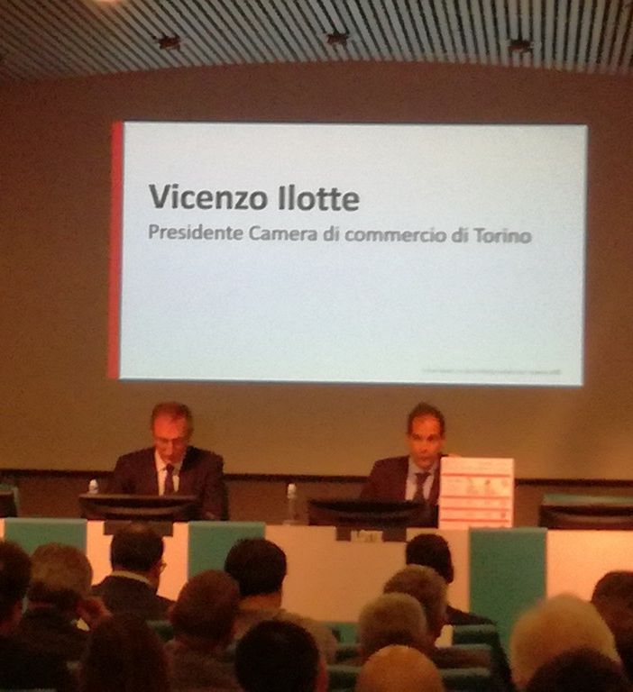 Il mondo che ruota intorno all'auto gira più veloce, ma nel 2018 potrebbe rallentare