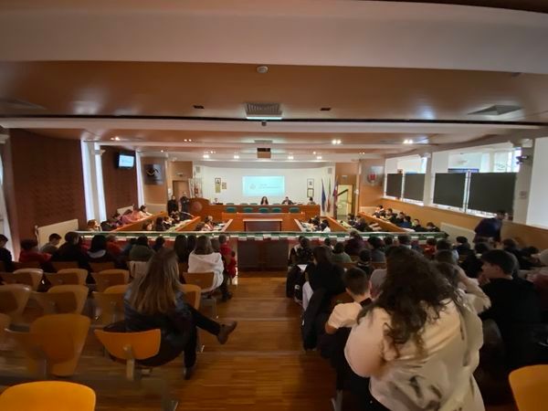 evento in sala consiglio a grugliasco