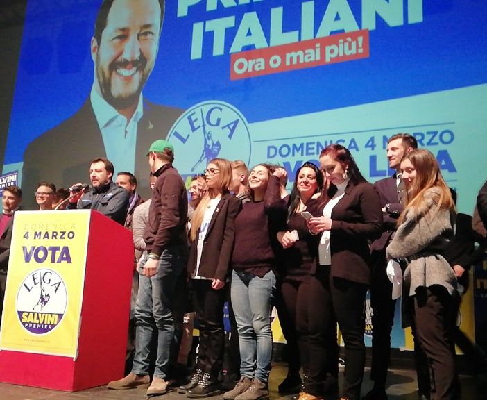 Tutto il mondo di Salvini a Torino: &quot;Mandiamo a casa Renzi, poi Chiamparino e quindi Appendino&quot; (VIDEO)