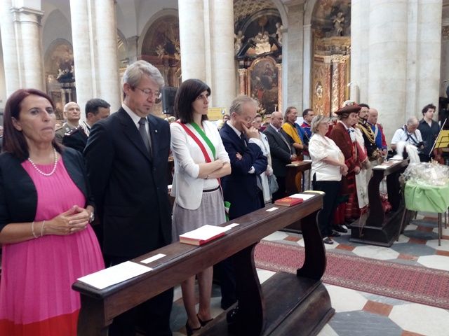 San Giovanni, Nosiglia bacchetta i politici in Duomo:&quot;Siete silenti, manca &quot;amore per la città&quot;