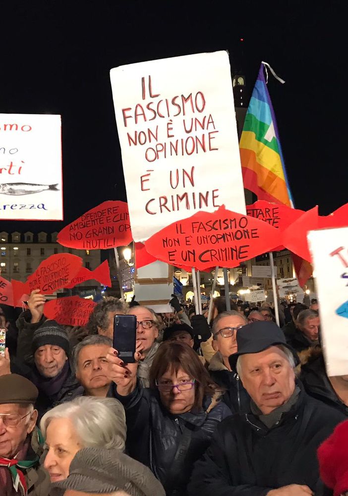 Manifestazione del 10 dicembre delle Sardine a Torino