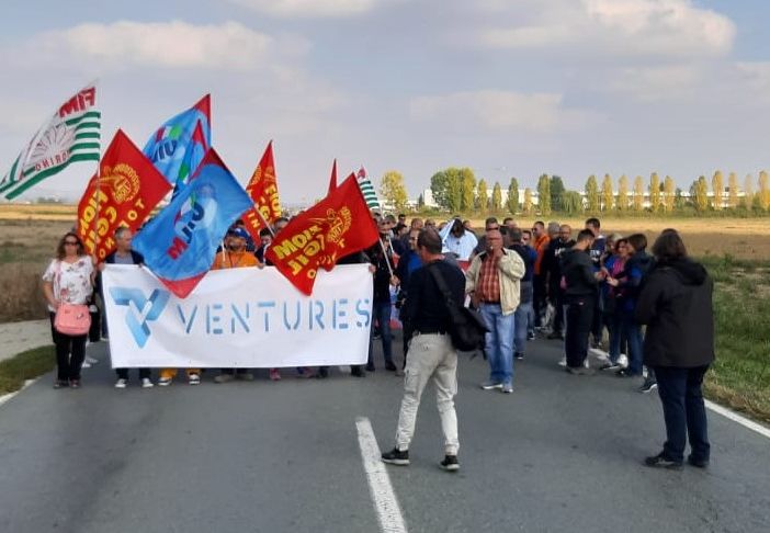 Embraco-Ventures, nuovo sciopero e manifestazione degli operai [VIDEO]