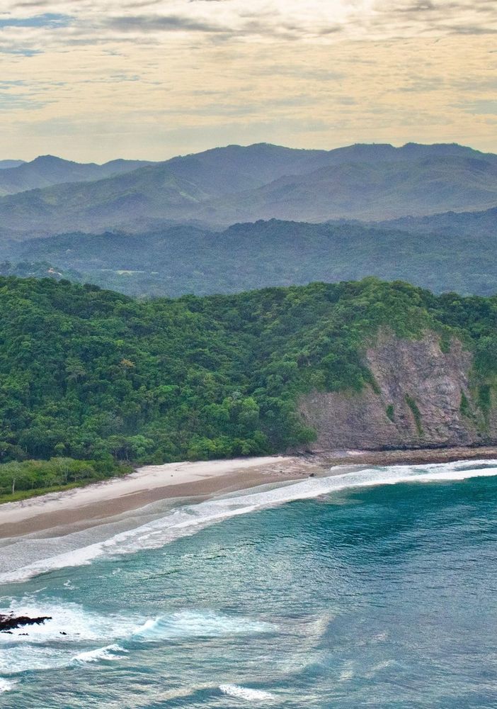 Selfie mortale a Bali, turista torinese precipita dalla scogliera e muore