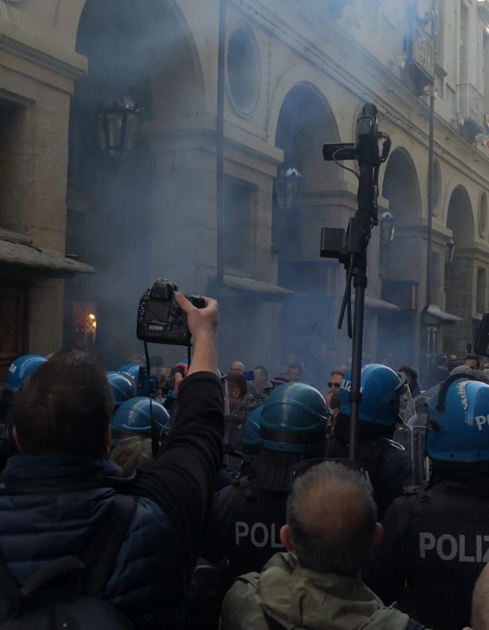 Scontri con gli autonomi, La Circoscrizione 5 esprime solidarietà alle forze dell'ordine