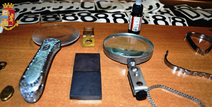 Sequestrate pistole e materiale provento di furti nel campo nomadi di Ivrea