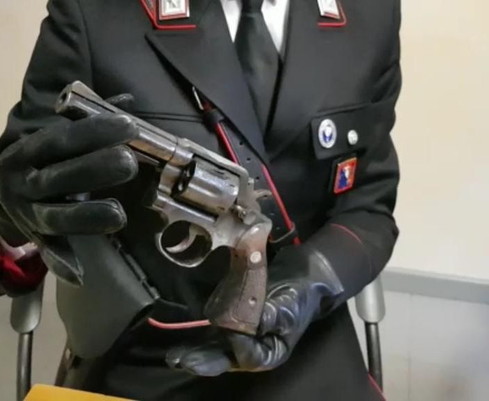 Armi illegali, tre arresti nel Torinese