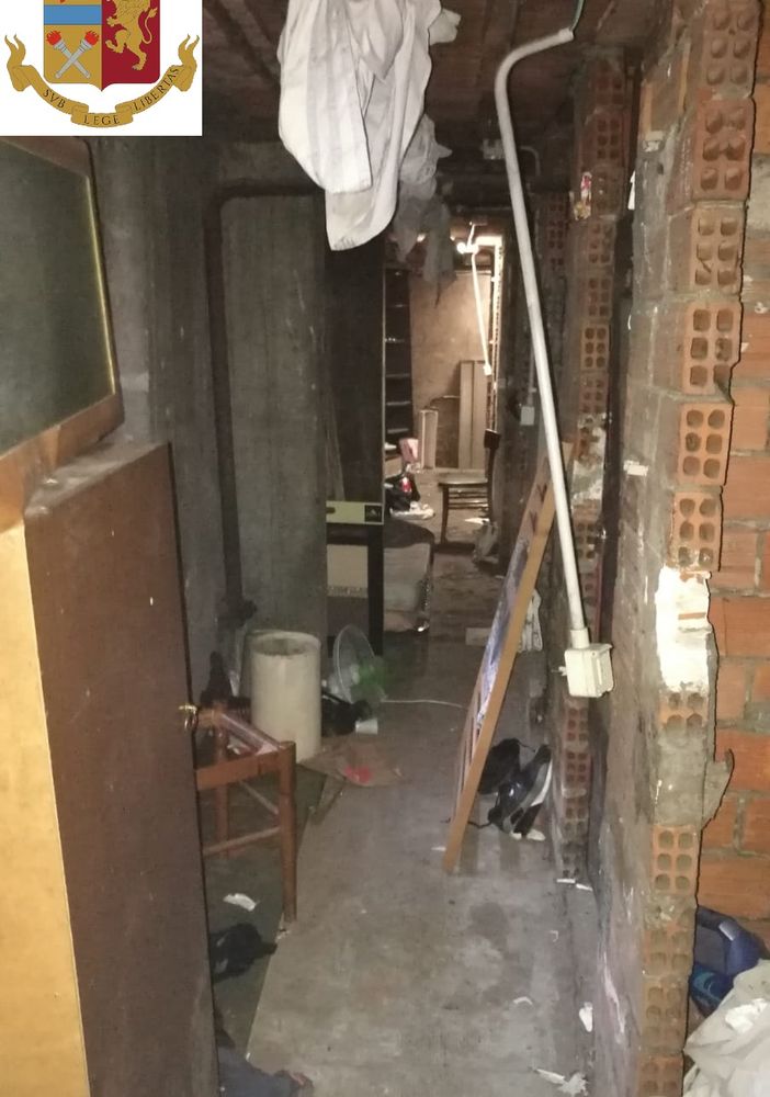 Liberate dalla Polizia le cantine di via Aosta a Torino diventate rifugio degli spacciatori