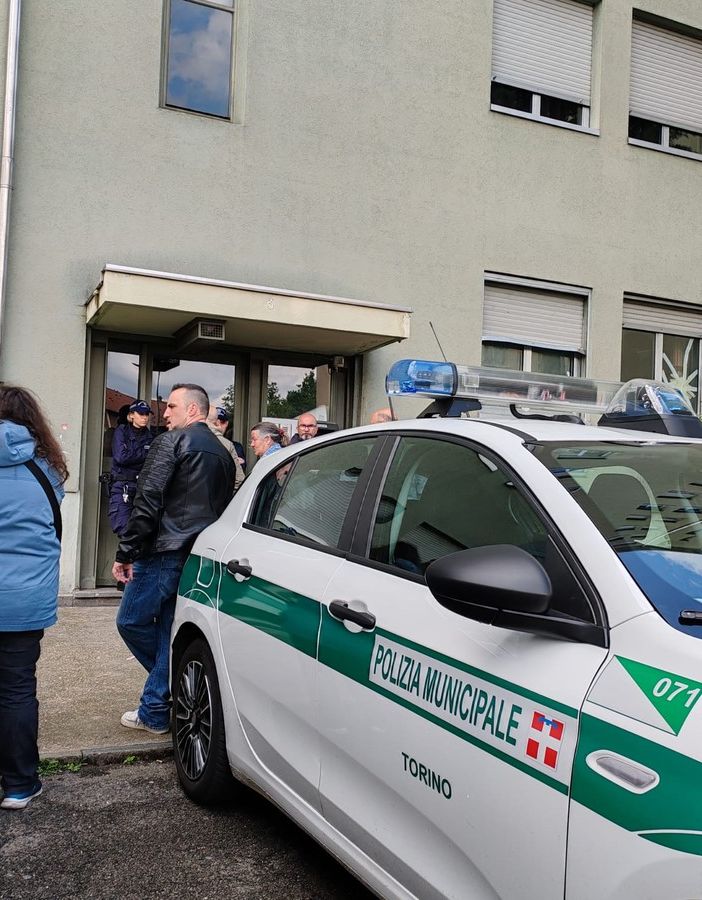 Sgomberato un alloggio occupato dai rom a Regio Parco
