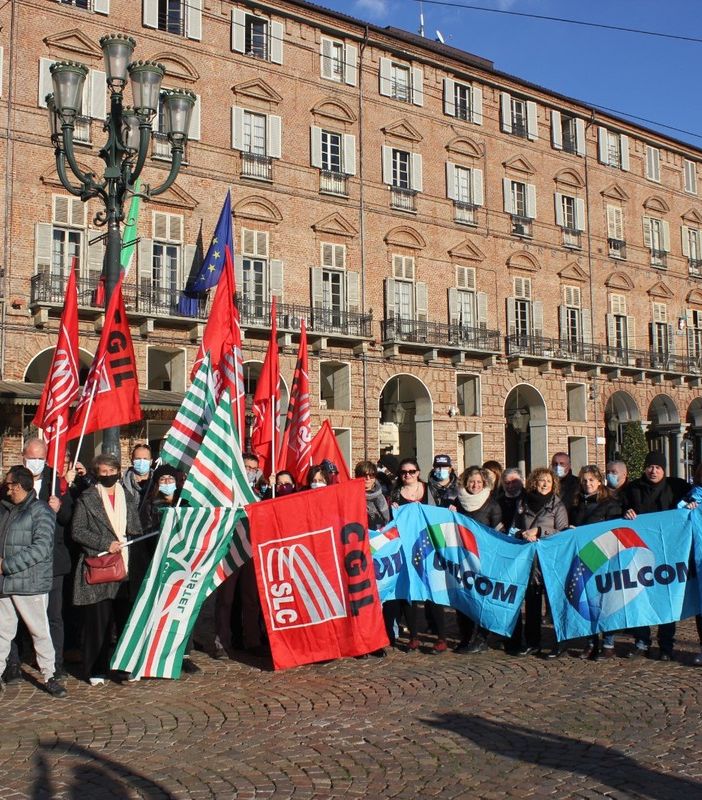 Tim al fondo americano? La preoccupazione dei dipendenti: “2.000 posti a rischio” [VIDEO]