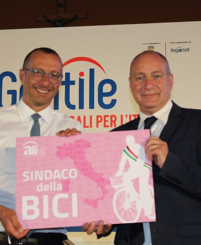 Collegno e Pesaro, due città unite nel segno della bicicletta