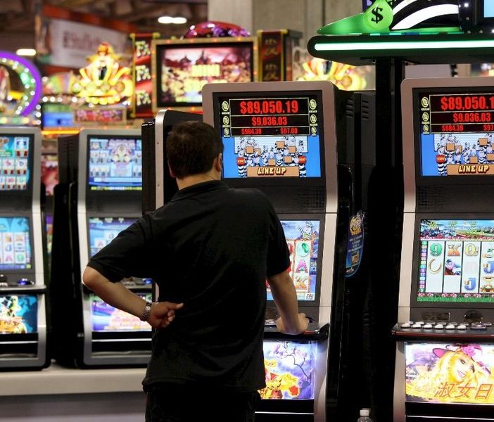 La Giunta Cirio contro la legge regionale sul gioco d'azzardo, ma FdI dice no. Appendino: &quot;Grave fare passi indietro con l'azzardopatia&quot;