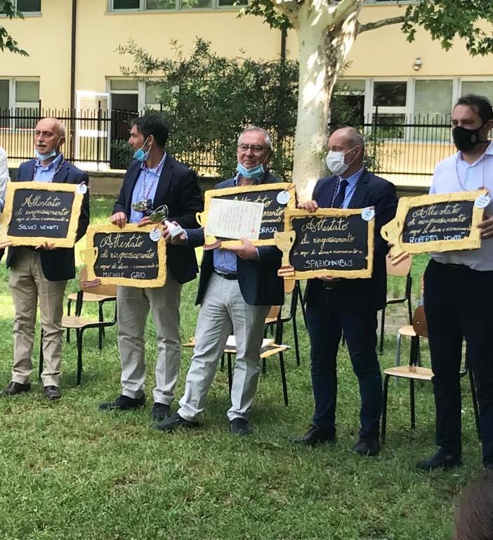 Dopo l'emergenza i piccoli ringraziano i medici della Asl To3 con giochi, canti e balli