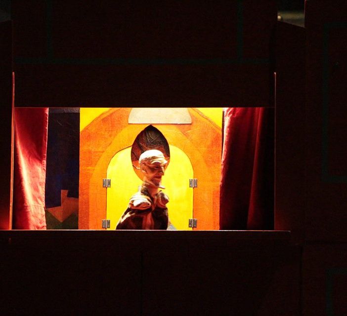 &quot;Arlecchino e il Re del Mare&quot;: i burattini rallegrano i Sabato dell'Asola, ma fanno riflettere sulla plastica