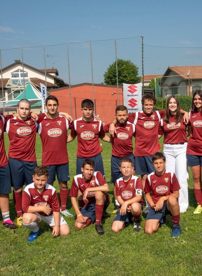 squadra di calcio composta da ragazzi