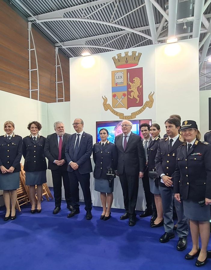 Inaugurato anche lo stand della Polizia di Stato al XXXVI Salone del libro di Torino