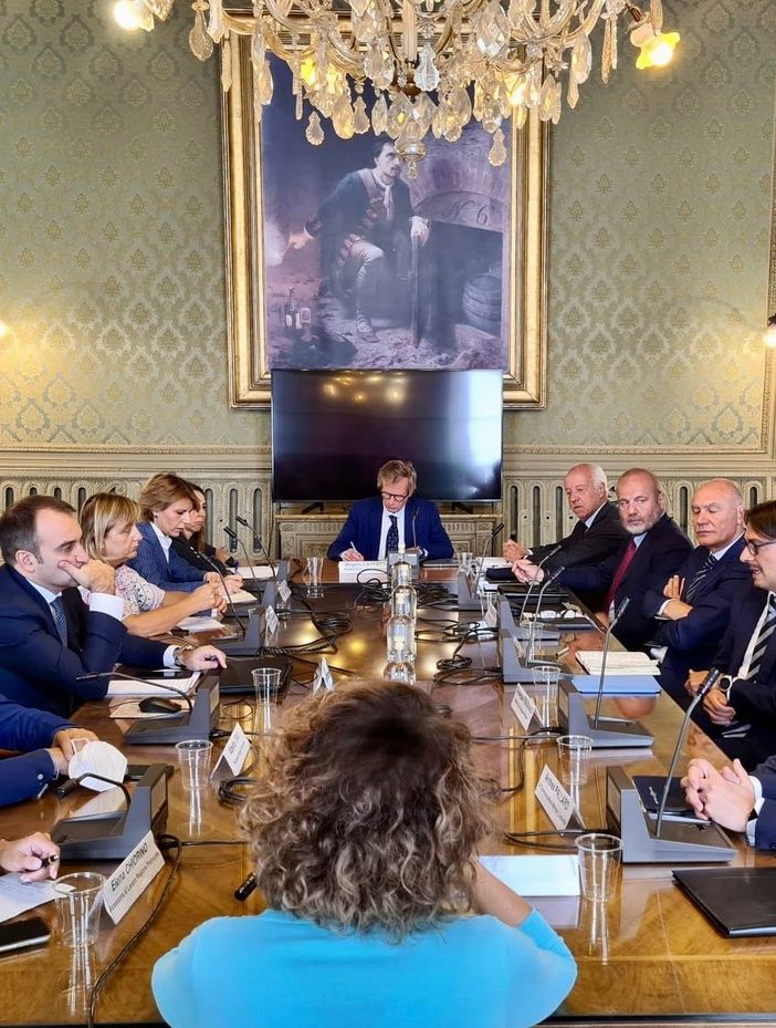 stellantis vertice in comune