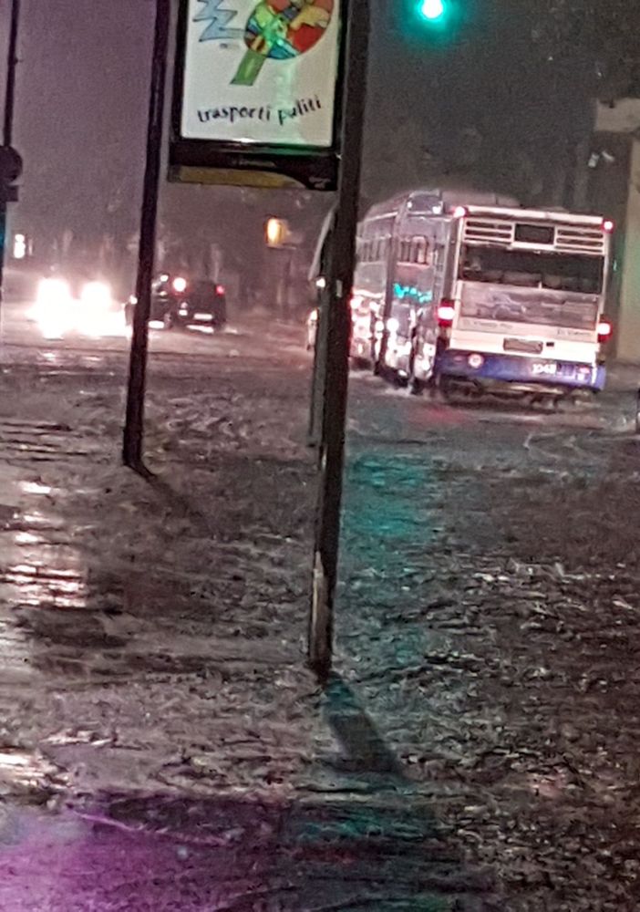 Maltempo della notte: disagi anche per i mezzi pubblici. Ecco le deviazioni