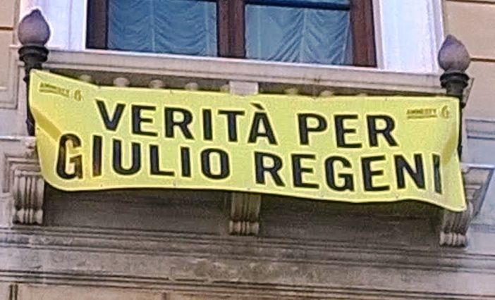 Due anni senza Giulio Regeni: anche a Torino la fiaccolata