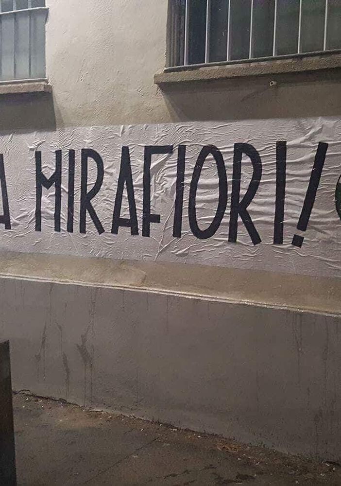 CasaPound contro “Barattolo”: compare lo striscione “No Suk a Mirafiori” in via Vigliani