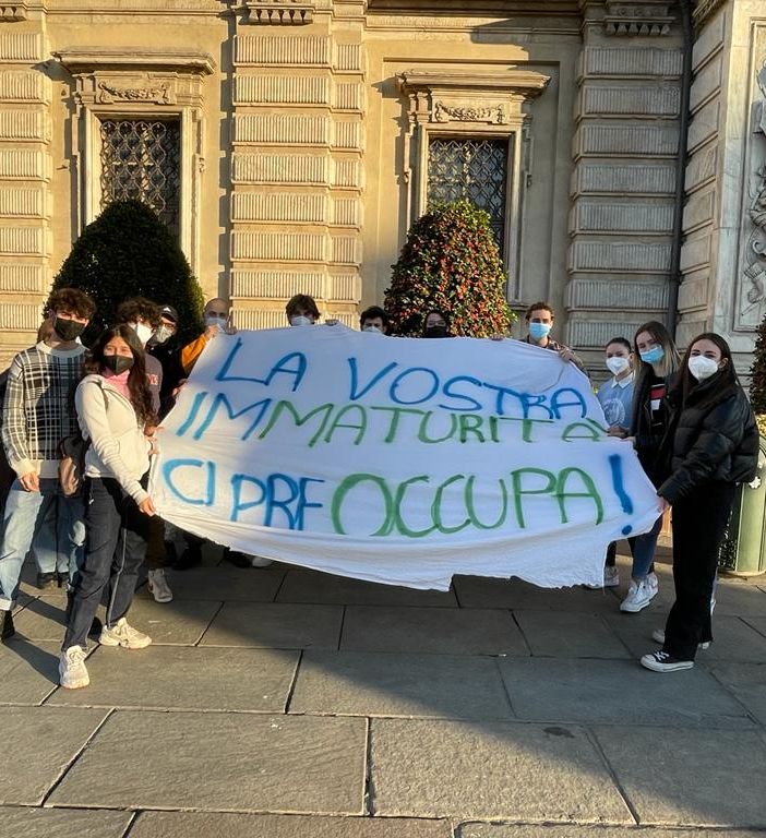 protesta studenti contro la maturità
