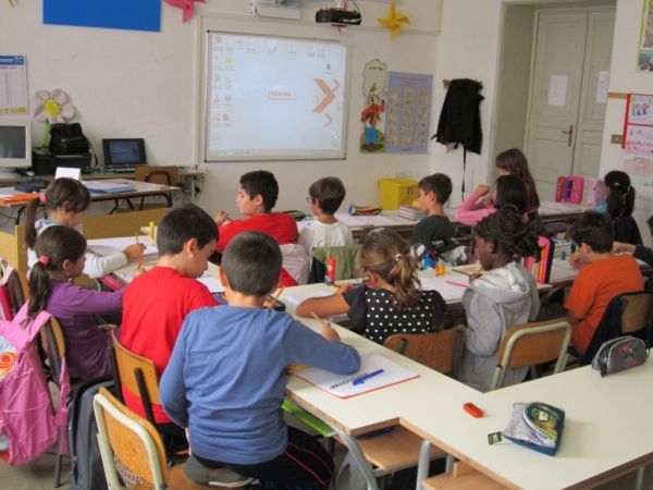 studenti bambini - foto di archivio