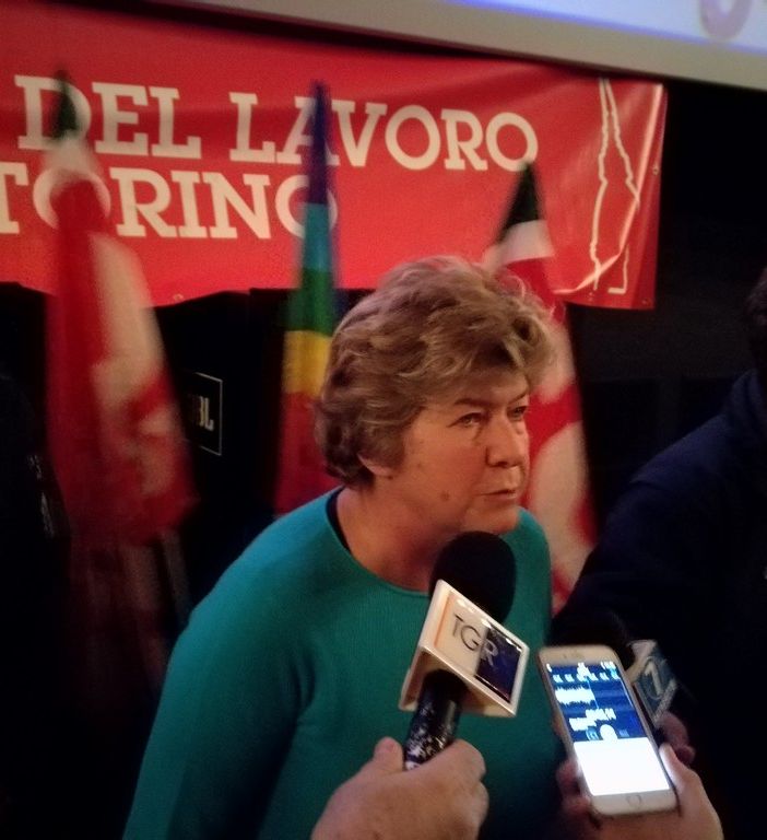 Susanna Camusso a Torino: &quot;Tutti dicono che va bene, ma la crisi continua a non lasciarci. Dov'è tutta questa crescita?&quot;