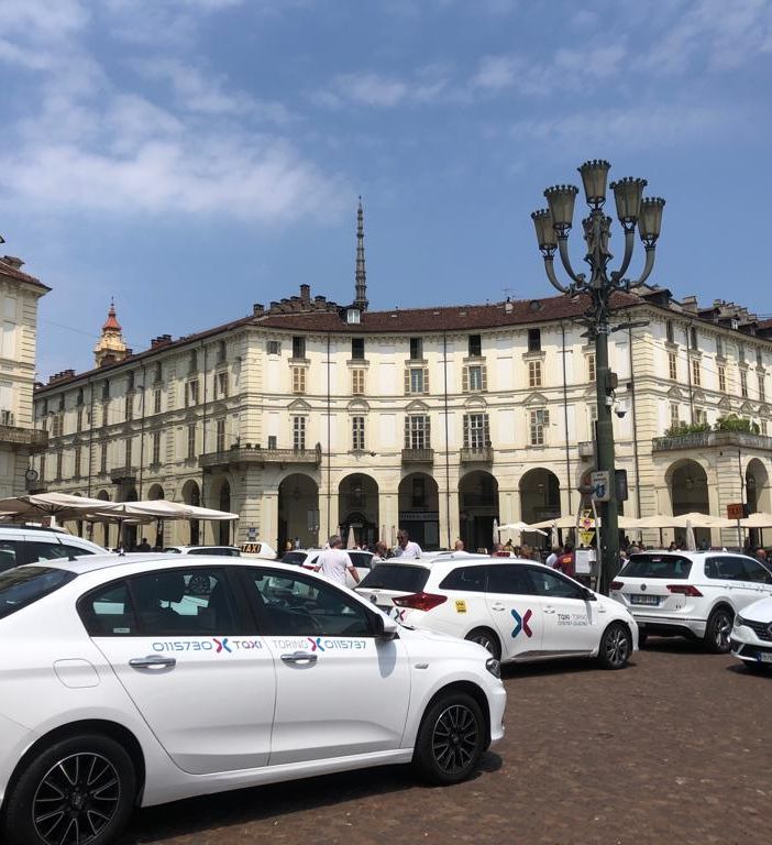 Da domani non si potranno più usare i 'buoni viaggio' per salire sui taxi torinesi
