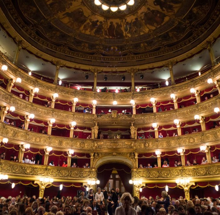 Per il quarto anno, il Teatro Stabile di Torino offre spettacoli a chi non può permetterseli