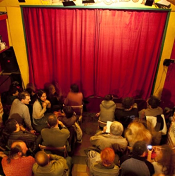 La musica da camera incontra i negozi di Vanchiglia: il progetto del Teatro della Caduta all'insegna del vintage