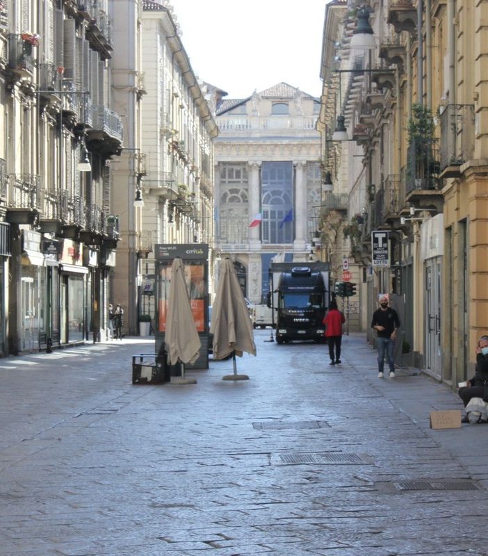 immagini di Torino zona rossa