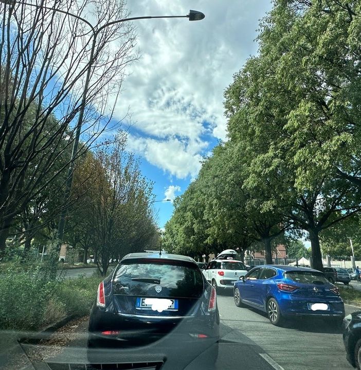 “Code sull’A14? No, in corso Potenza”: lungo serpentone di auto, disagi per gli automobilisti