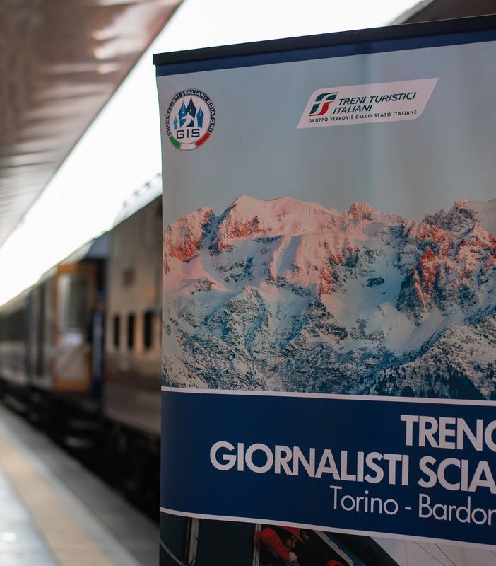 Treno storico della neve per il 70° Meeting internazionale dei giornalisti sciatori