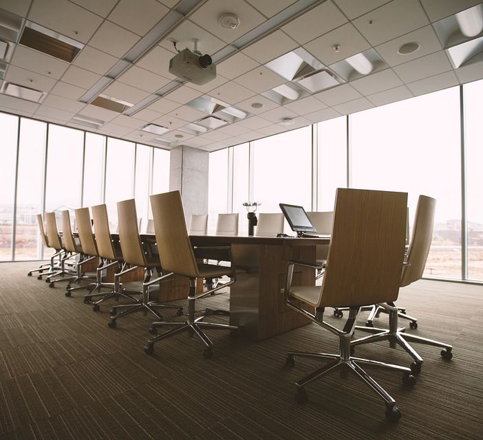 Ristrutturare un ufficio per rendere l'ambiente lavorativo più funzionale e confortevole