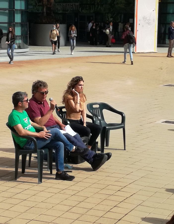 ugo mattei e studenti no green pass