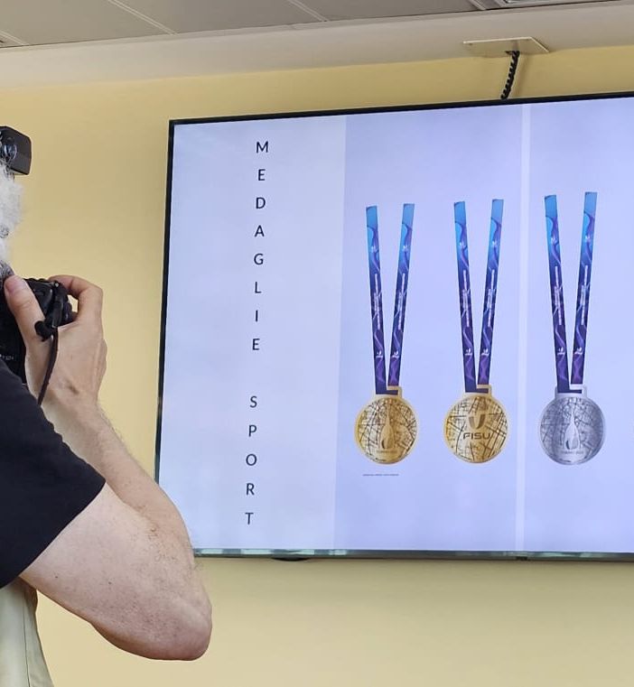 La Mole, l'atomo e l'aerospazio sulle medaglie. Conto alla rovescia per le Universiadi di Torino 2025