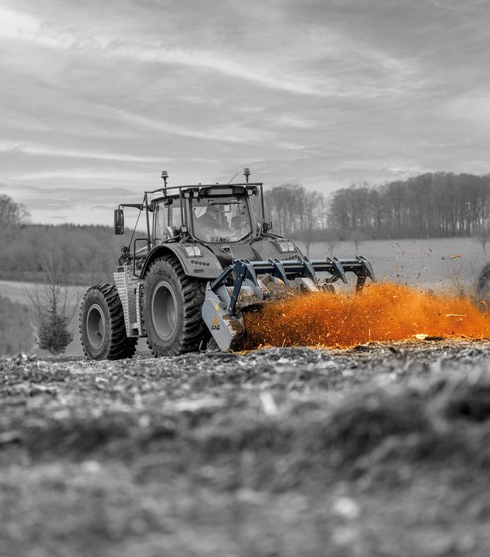 Dalle testate ai veicoli cingolati, FAE produce attrezzature agricole, forestali e stradali concepite per fare la differenza