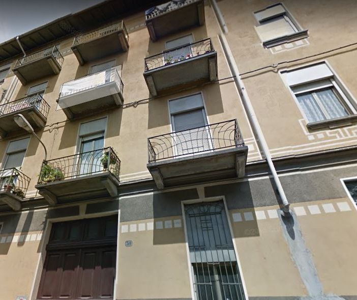 Aurora, occupati alcuni alloggi in via Cuneo