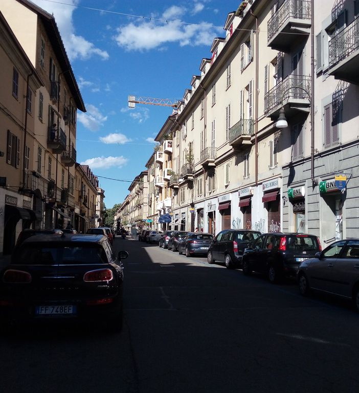 Via Monferrato a Torino, lo stop al traffico solo con la fine delle ferie