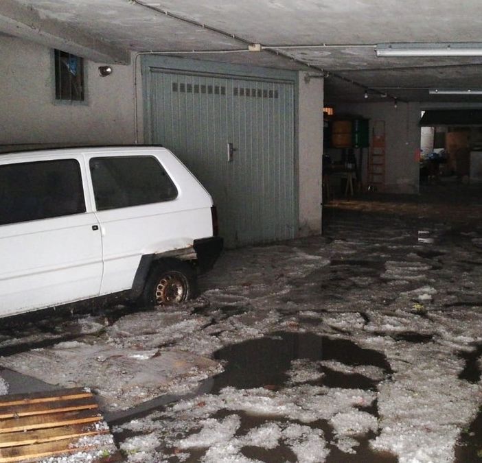 Disagi, pioggia e grandine a Condove, Vigili del Fuoco in azione per fronteggiare l'emergenza