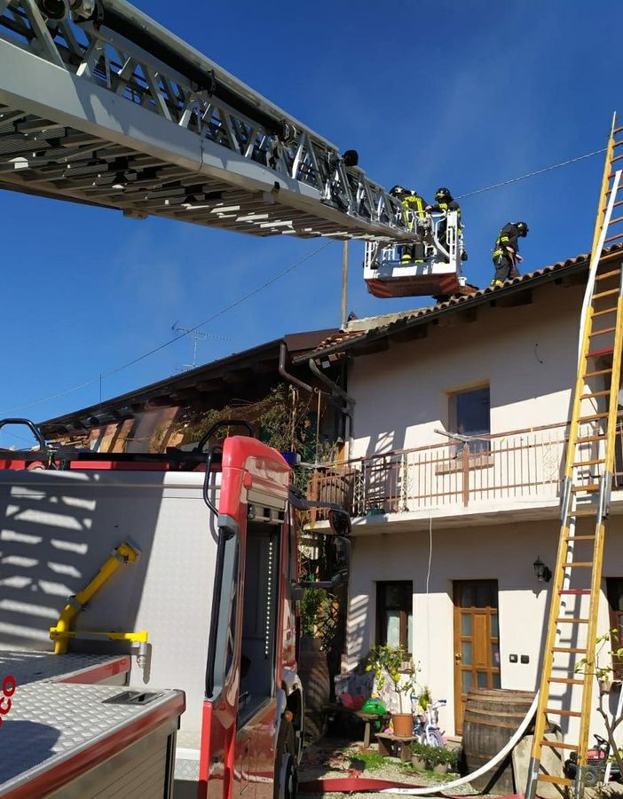 pompieri in azione a brusasco
