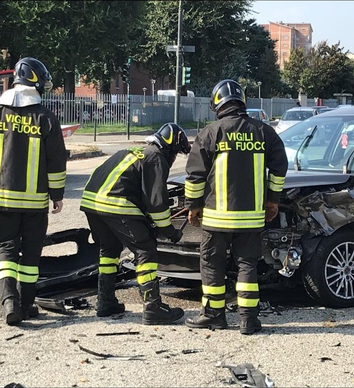 Incidente in corso Ferrara, Vigili del Fuoco e ambulanze in azione