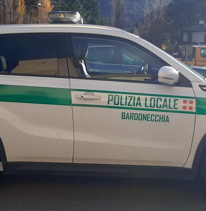 auto dei vigili urbani di Bardonecchia