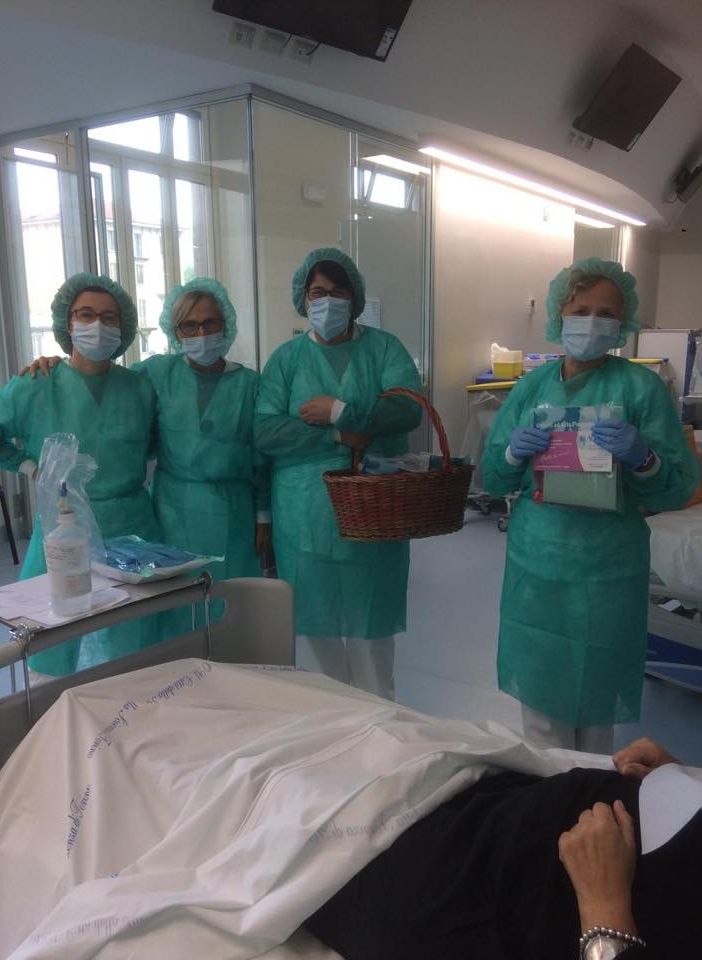 Volontarie Acto impegnate nelle visite all'ospedale Sant'Anna