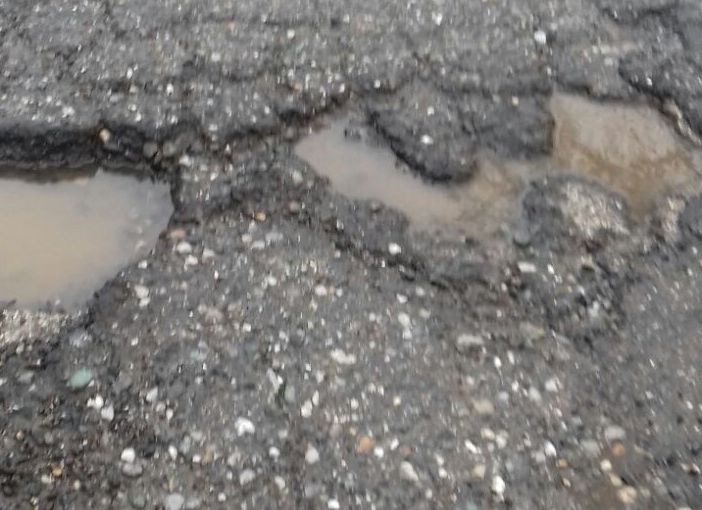 Osapp: &quot;Pericolose voragini nella strada che porta al carcere di Torino&quot;