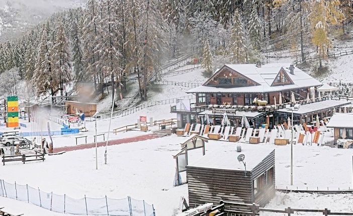 Neve in Alta Valle d Susa e sulla Via Lattea. In foto: Campo Smith a Bardonecchia, oggi poco dopo le 14 (dalle webcam)