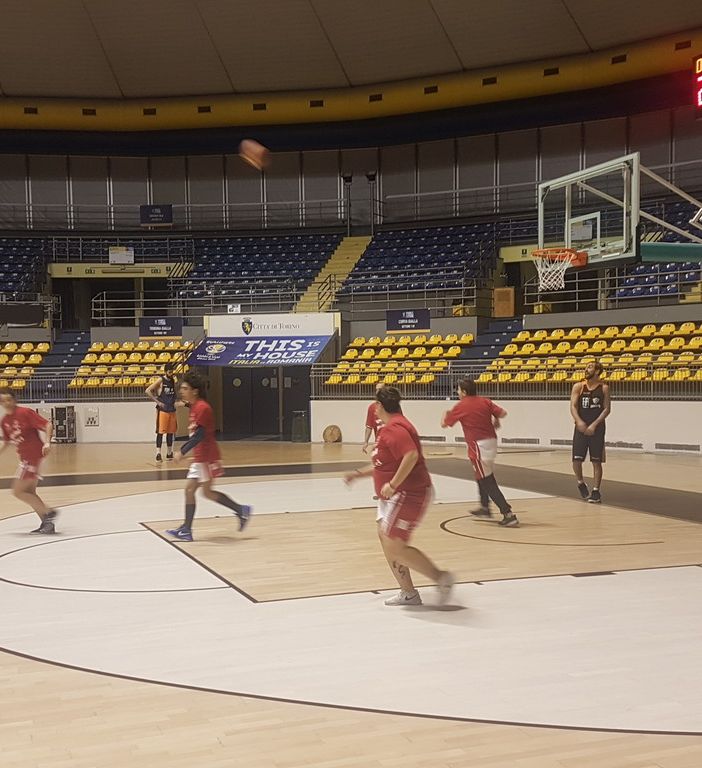L’Associazione Pens@Te con lo sport gioca a sostegno della disabilità.