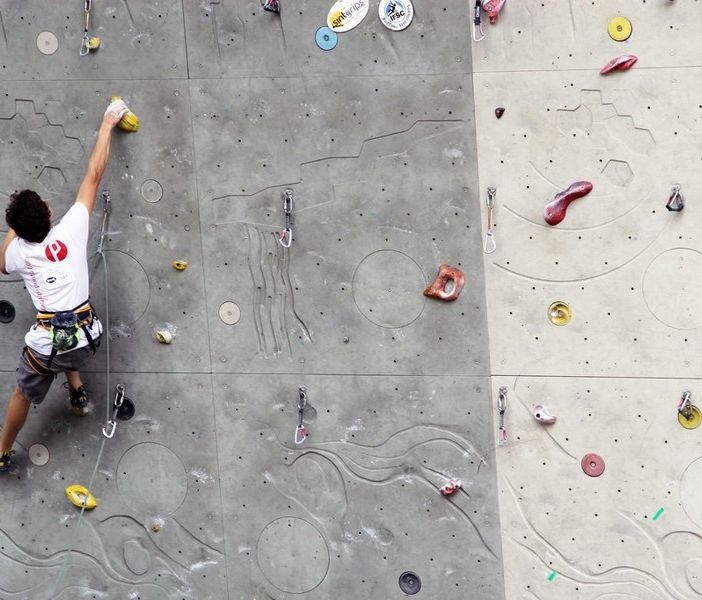 Corso di Arrampicata a Torino con lezioni in palestra e su roccia