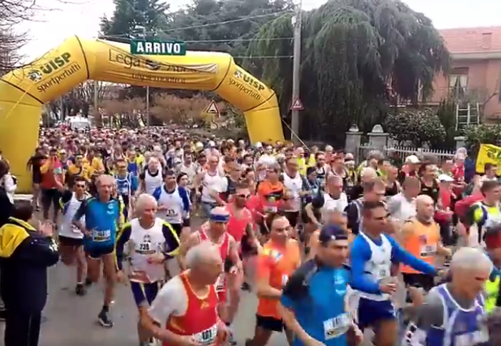 Pianezza, corsa non competitiva e Nordic Waling